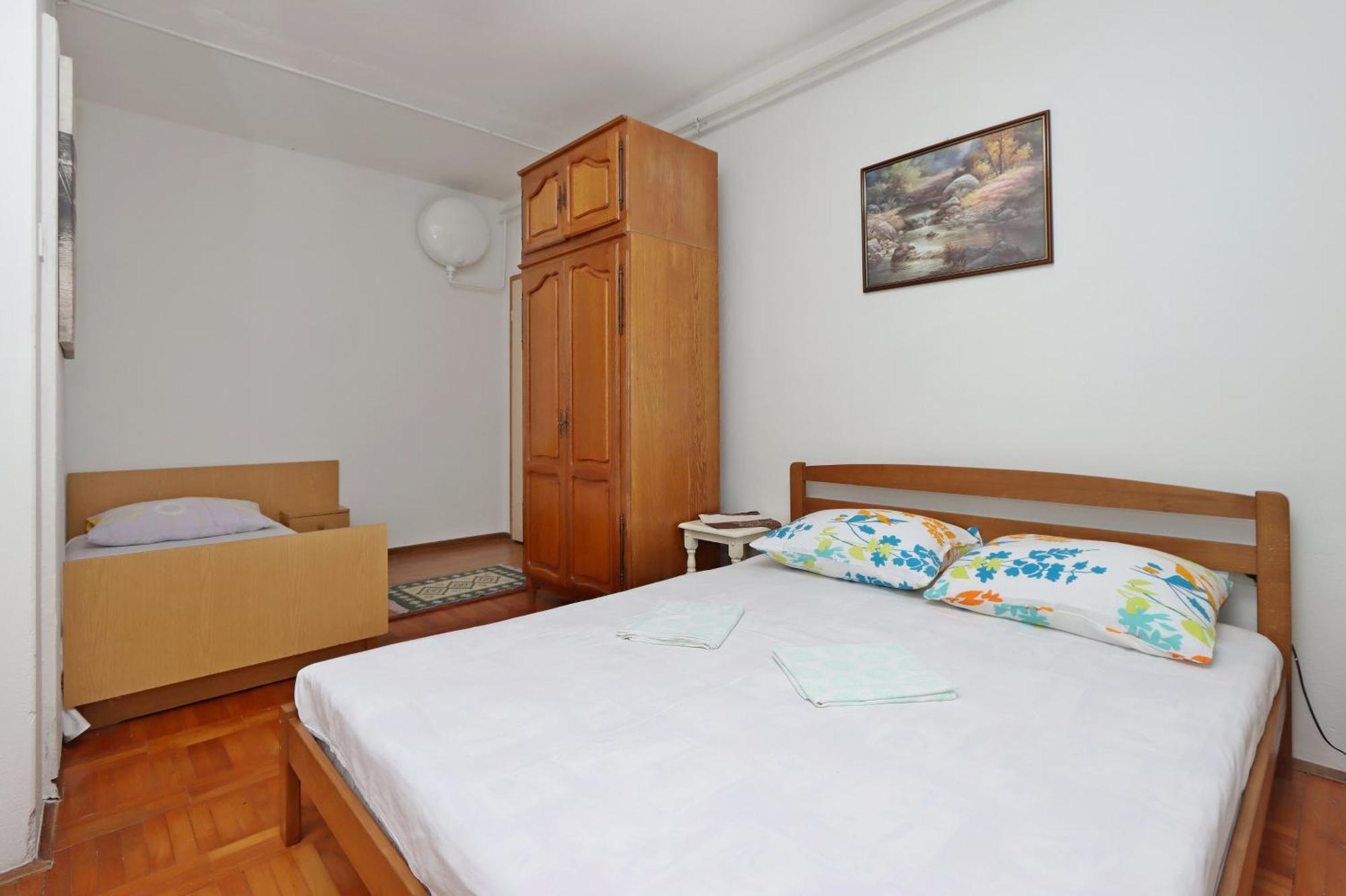 Apartments With A Parking Space Senj - 5571 Oda fotoğraf